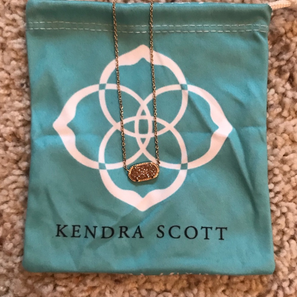 Kendra Scott Necklace